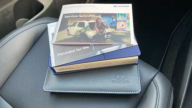 Hyundai SANTA FE 1.6 TGDi Plug-in Hybrid Ultimate 5dr 4WD Auto Estate