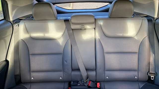 Hyundai IONIQ 1.6 GDi Hybrid Premium SE 5dr DCT Hybrid Hatchback