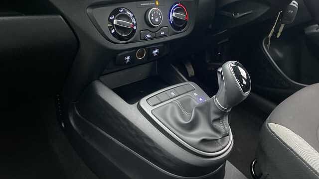 Hyundai i10 1.0 [63] Advance 5dr Auto [Nav] Petrol Hatchback