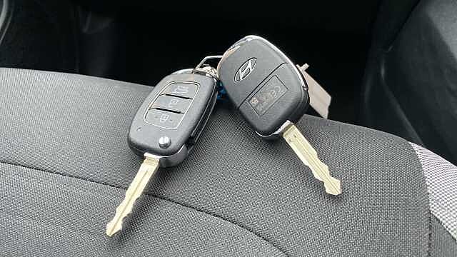 Hyundai i10 1.0 [63] Advance 5dr Auto [Nav] Petrol Hatchback