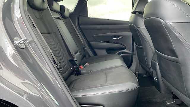 Hyundai TUCSON 1.6T Plug-in Hybrid Premium 5dr 4WD Auto Estate Grey