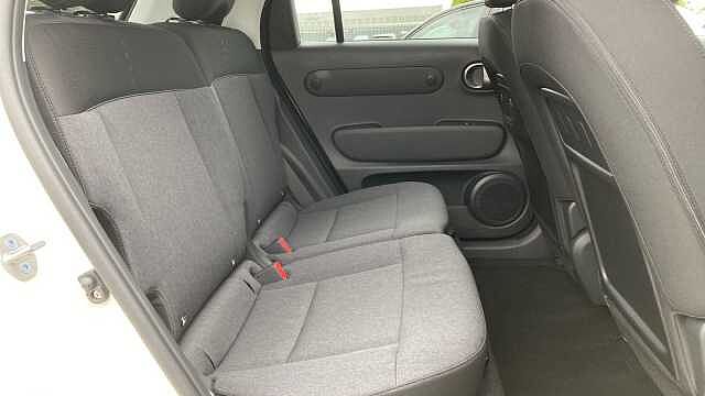 Hyundai INSTER 85kW 02 49kWh 5dr Auto Electric Hatchback Cream