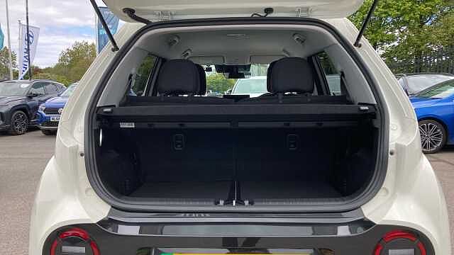 Hyundai INSTER 85kW 02 49kWh 5dr Auto Electric Hatchback Cream