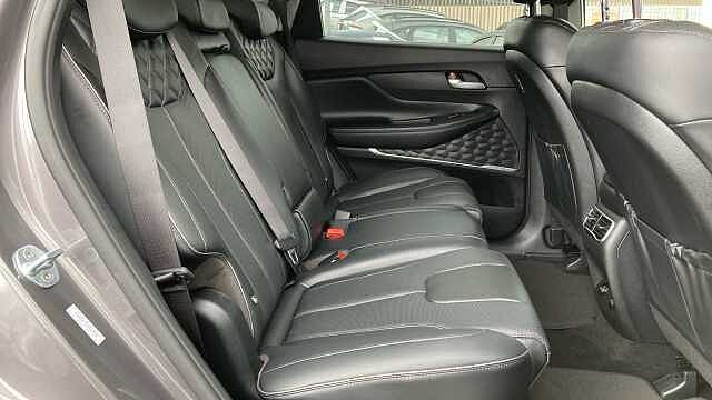 Hyundai SANTA FE 1.6 TGDi Hybrid Premium 5dr 4WD Auto Hybrid Estate