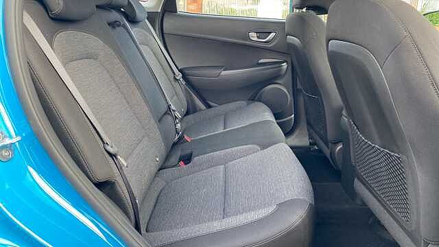 Hyundai KONA 100kW SE Connect 39kWh 5dr Auto Electric Hatchback