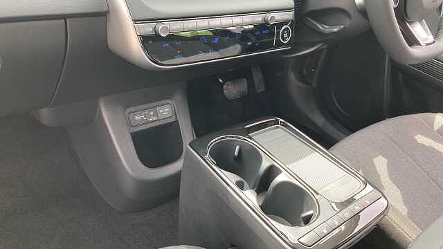 Hyundai IONIQ 5 125kW Advance 63 kWh 5dr Auto Electric Hatchback Special Solid - Atlas White