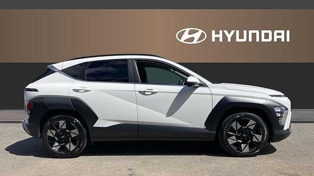 Hyundai KONA 1.6 GDi Hybrid Ultimate 5dr DCT Hybrid Hatchback White