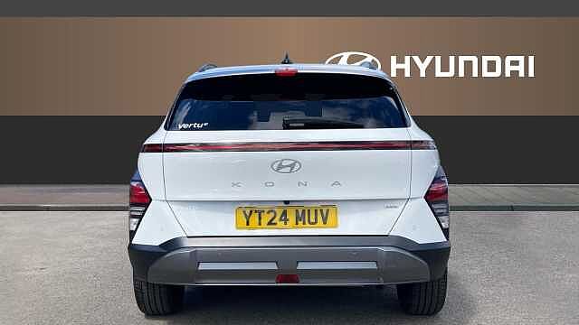 Hyundai KONA 1.6 GDi Hybrid Ultimate 5dr DCT Hybrid Hatchback White