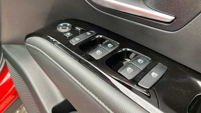 Hyundai TUCSON 1.6 TGDi Plug-in Hybrid Ultimate 5dr 4WD Auto Estate Red