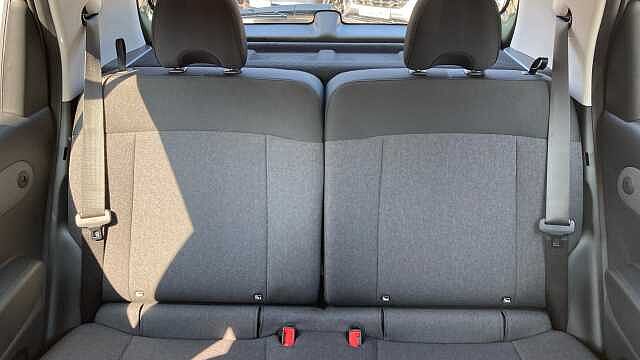 Hyundai INSTER 85kW 01 49kWh 5dr Auto Electric Hatchback Additional Special Solid - Jungle Khaki