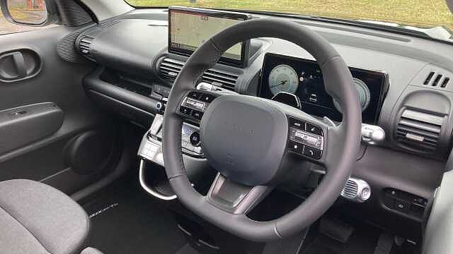 Hyundai INSTER 85kW 01 49kWh 5dr Auto Electric Hatchback