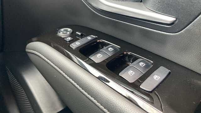 Hyundai TUCSON 1.6 TGDi Hybrid 230 Premium 5dr 2WD Auto Hybrid Estate