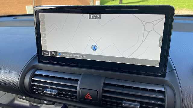 Hyundai INSTER 85kW 02 49kWh 5dr Auto Electric Hatchback