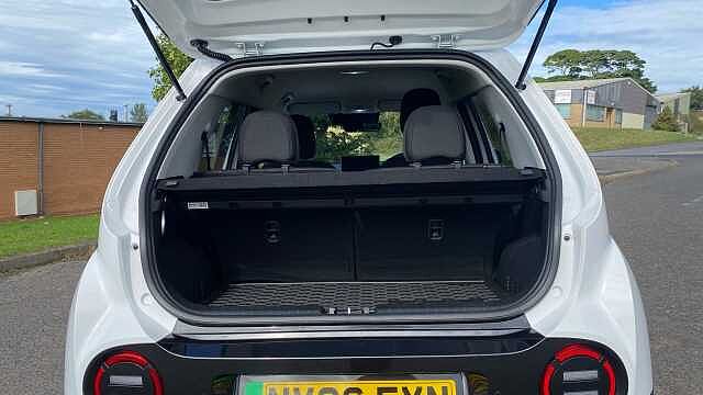 Hyundai INSTER 85kW 02 49kWh 5dr Auto Electric Hatchback