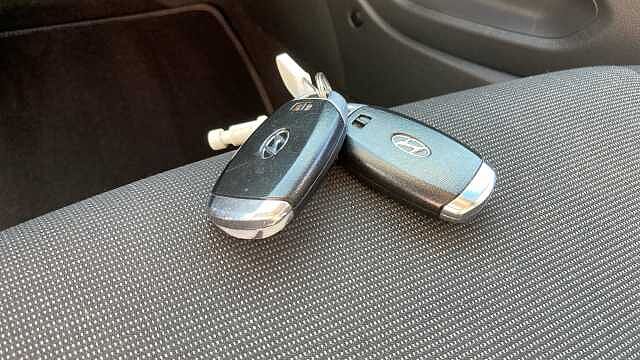Hyundai KONA 1.0 TGDi 48V MHEV Premium 5dr Petrol Hatchback