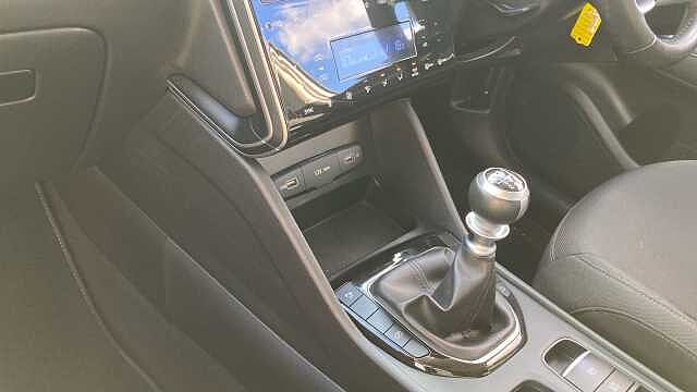 Hyundai TUCSON 1.6 TGDi SE Connect 5dr 2WD Petrol Estate White