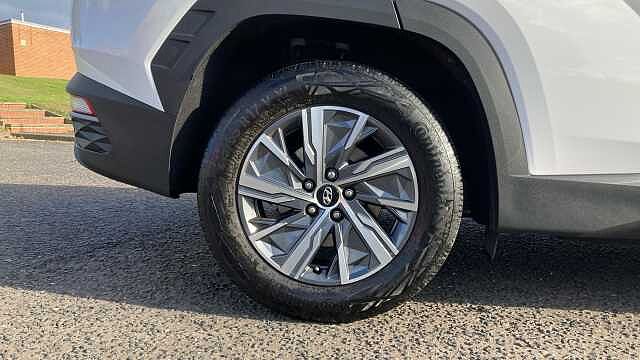 Hyundai TUCSON 1.6 TGDi SE Connect 5dr 2WD Petrol Estate White